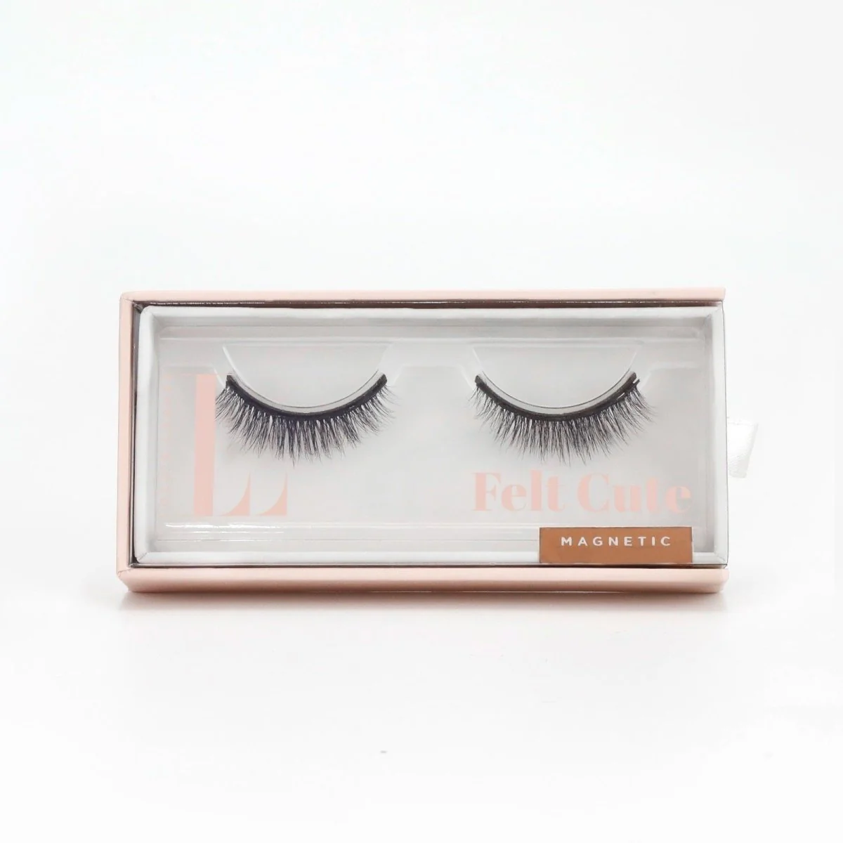 Limited Edition Super Naturals Lash Look Book - Image 7