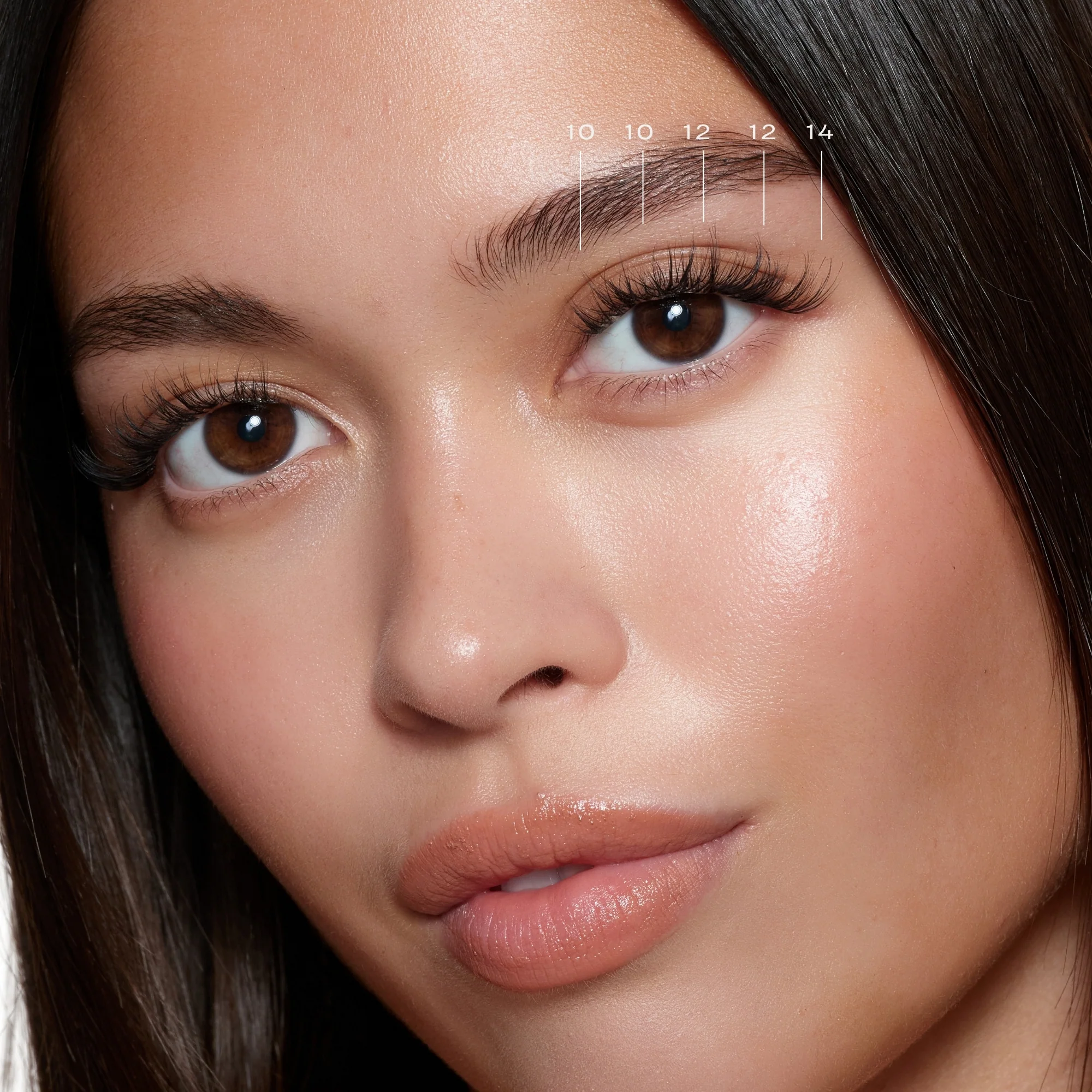 Soft Classic Pre-Glued Lashes - Image 3