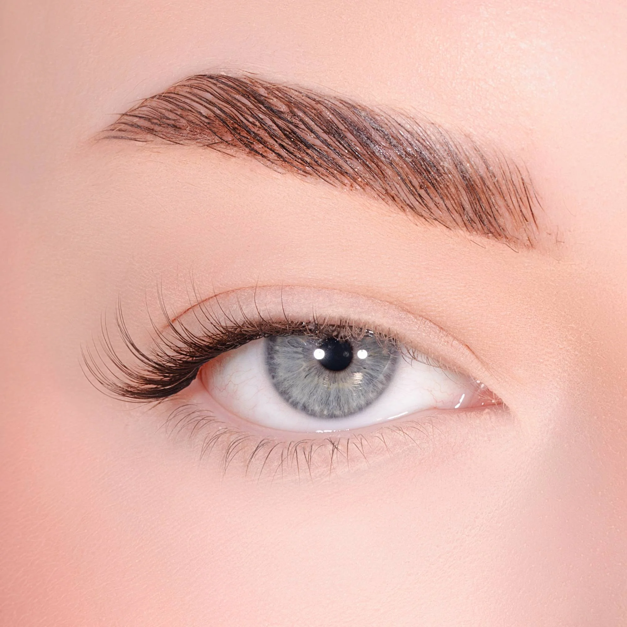 Tapered Flick Pre-Glued Half Lashes Set - Image 4